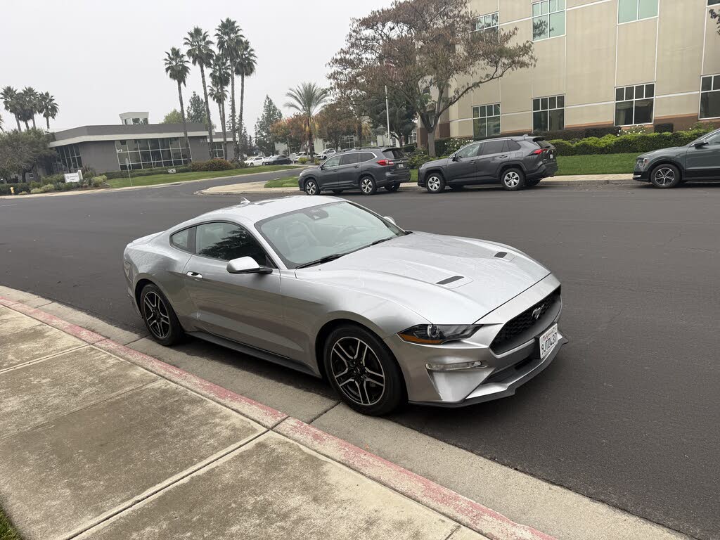 2021 Ford Mustang EcoBoost Premium Coupe RWD
