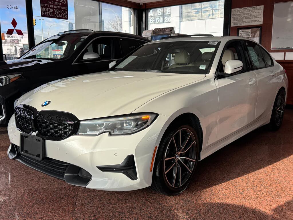 2022 BMW 3 Series 330i RWD