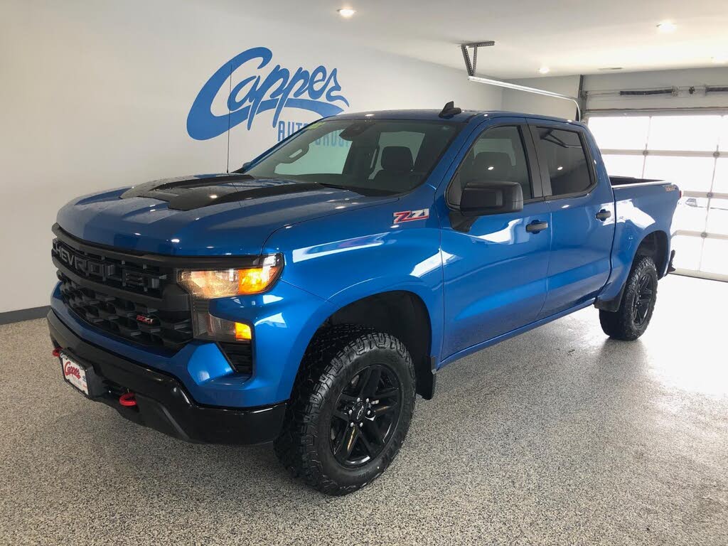 2022 Chevrolet Silverado 1500 Custom Trail Boss Crew Cab 4WD