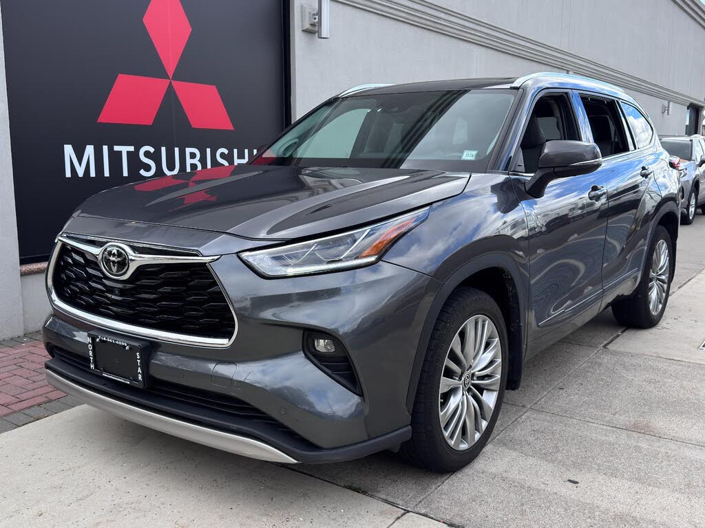 2022 Toyota Highlander Platinum AWD