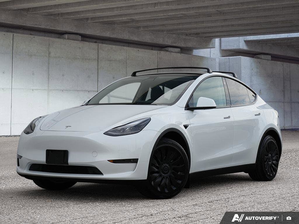 2023 Tesla Model Y RWD