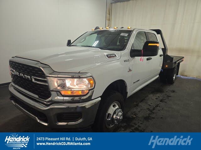 2024 RAM 3500 Chassis SLT Crew Cab LB DRW 4WD