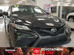 Toyota Camry SE FWD
