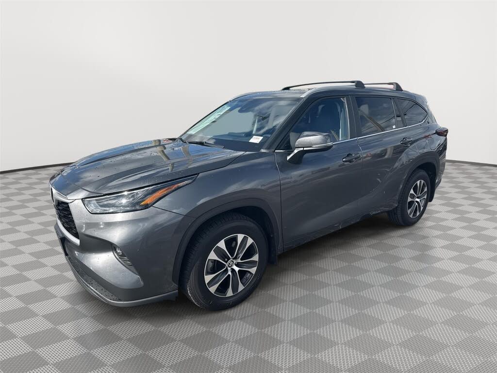 2024 Toyota Highlander XLE AWD