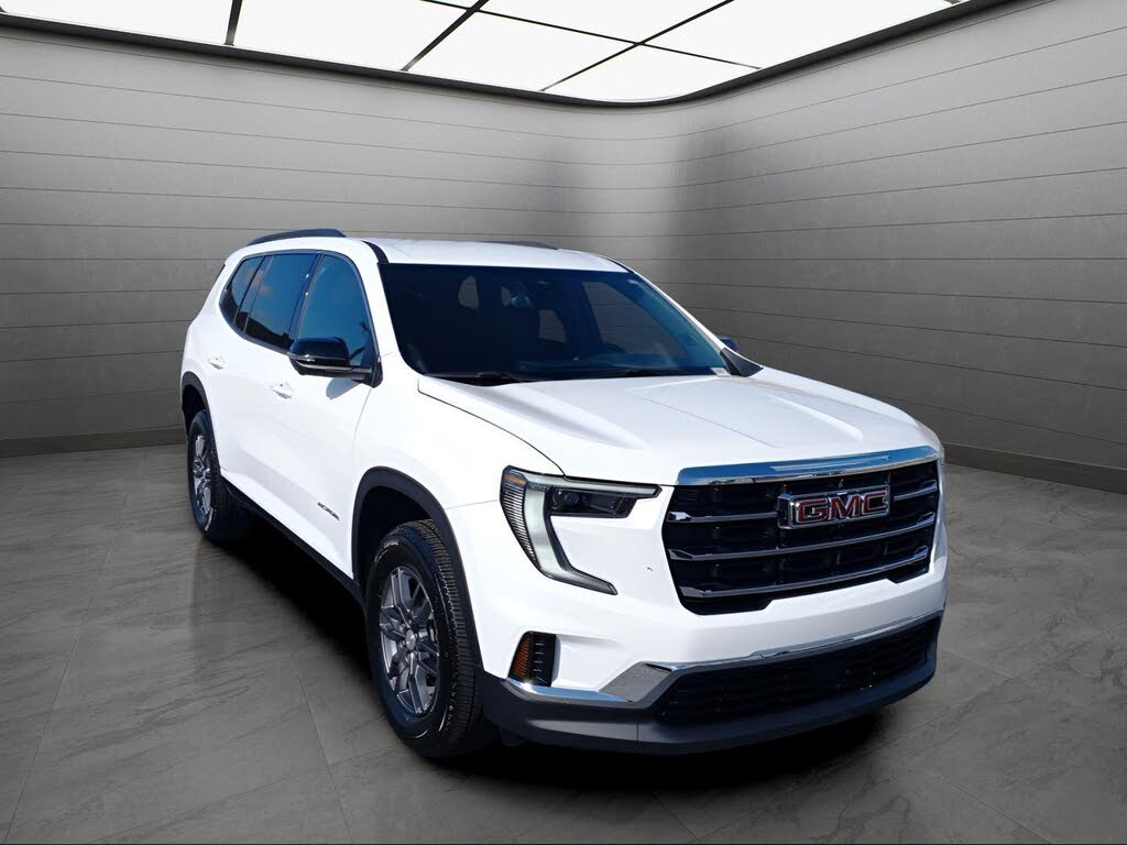 2025 GMC Acadia Elevation FWD