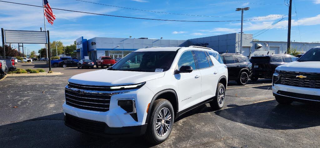 2026 Chevrolet Traverse LT AWD