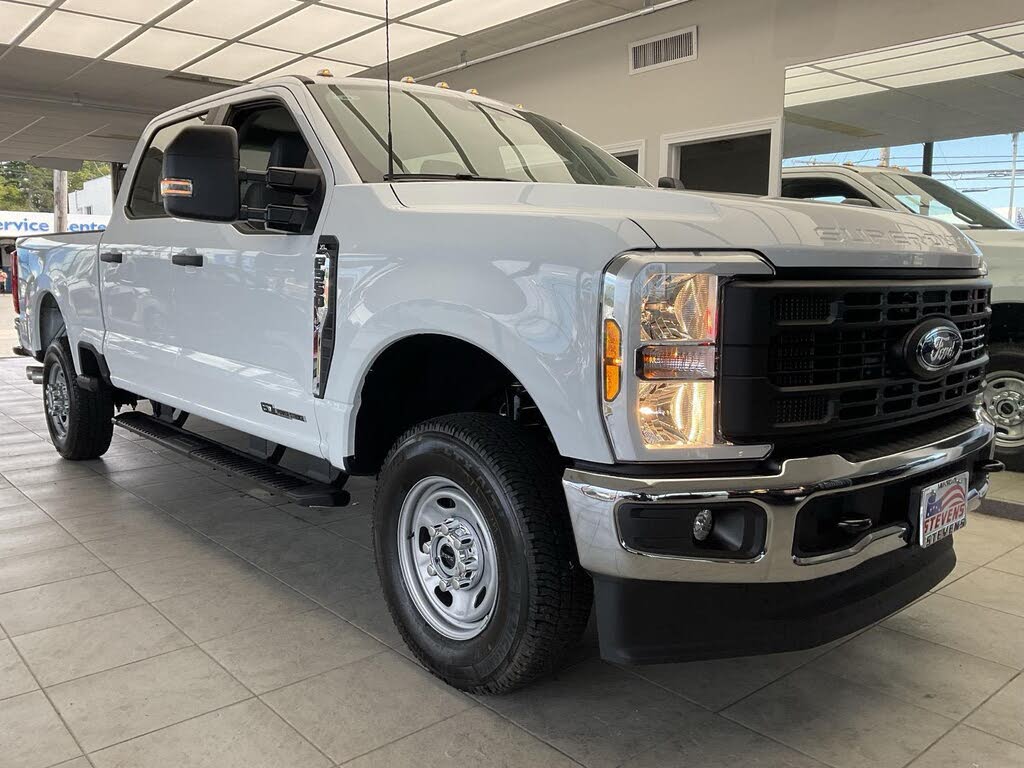 2026 Ford F-350 Super Duty XL Crew Cab 4WD