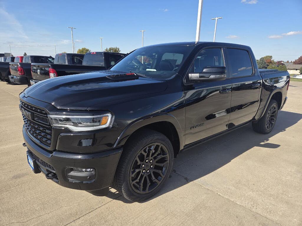 2026 RAM 1500 Limited Crew Cab 4WD