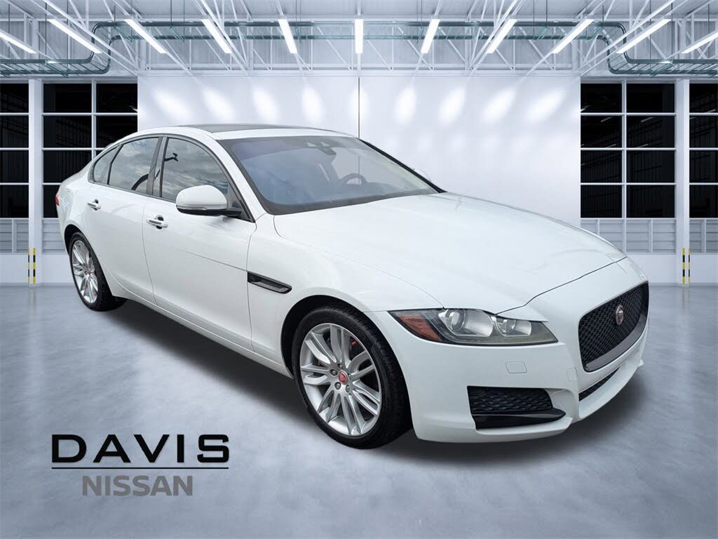 2017 Jaguar XF 35t Premium RWD