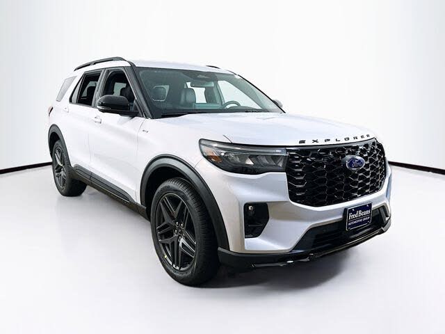 2026 Ford Explorer ST-Line AWD