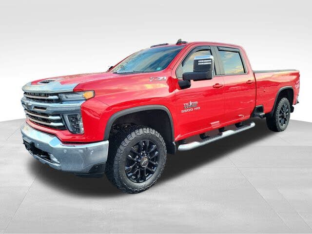 2022 Chevrolet Silverado 3500HD LT Crew Cab 4WD