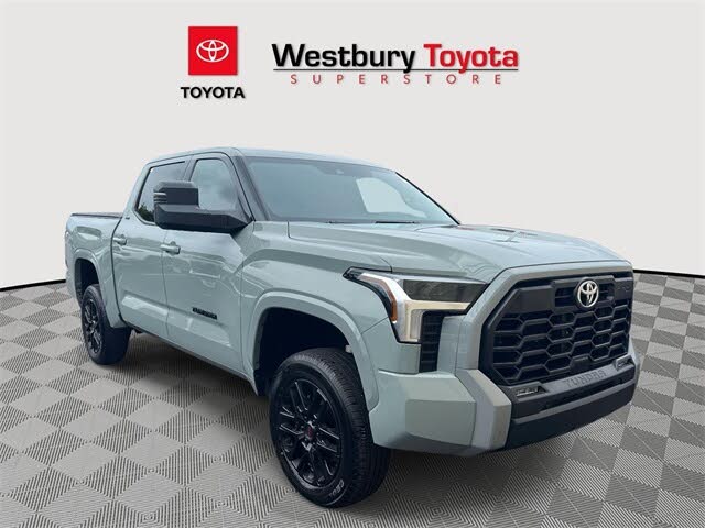 2022 Toyota Tundra SR5 CrewMax Cab 4WD