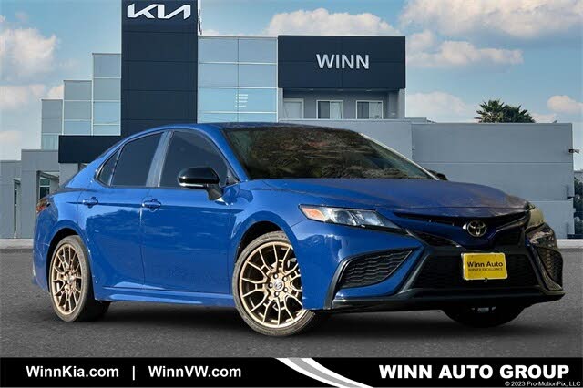 2023 Toyota Camry SE Nightshade FWD