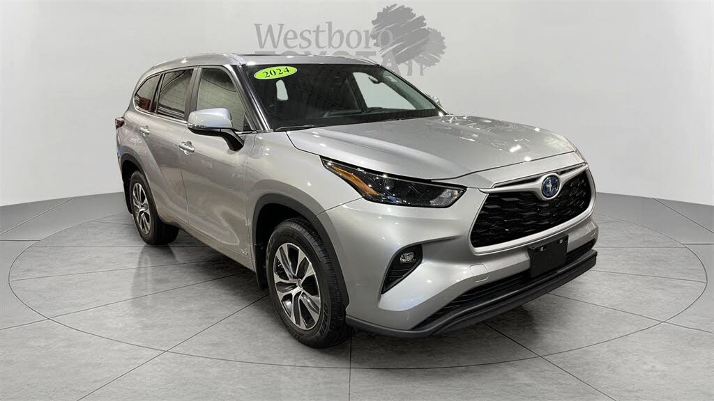 2024 Toyota Highlander Hybrid XLE AWD
