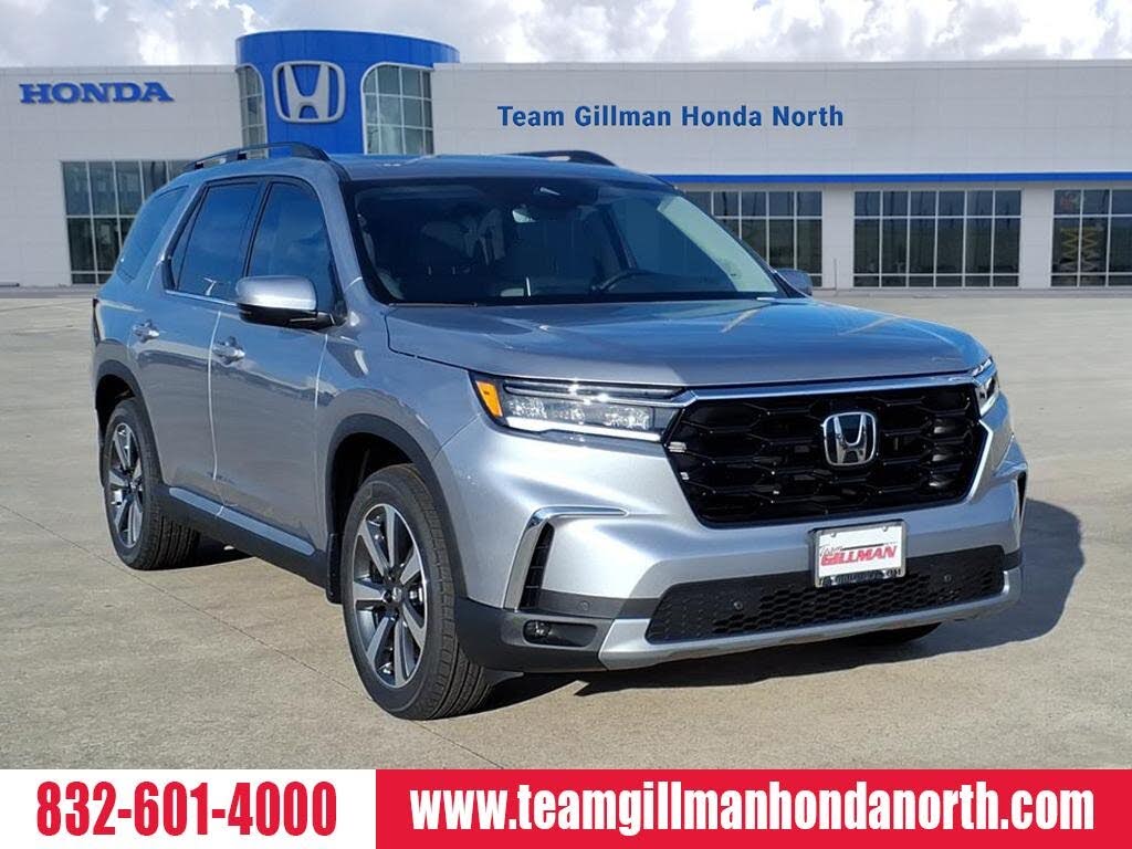 2025 Honda Pilot Touring FWD