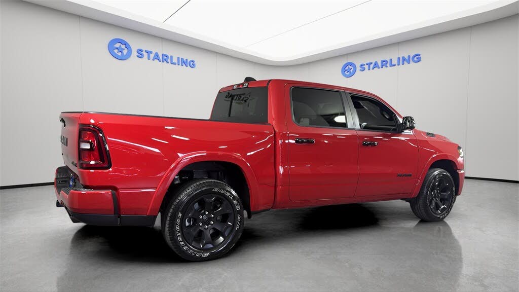 2025 RAM 1500 Big Horn Crew Cab 4WD