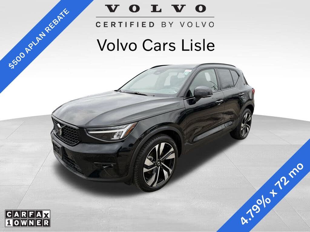 2025 Volvo XC40 B5 Plus Dark Theme AWD