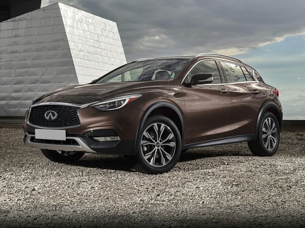 2017 INFINITI QX30 Premium AWD