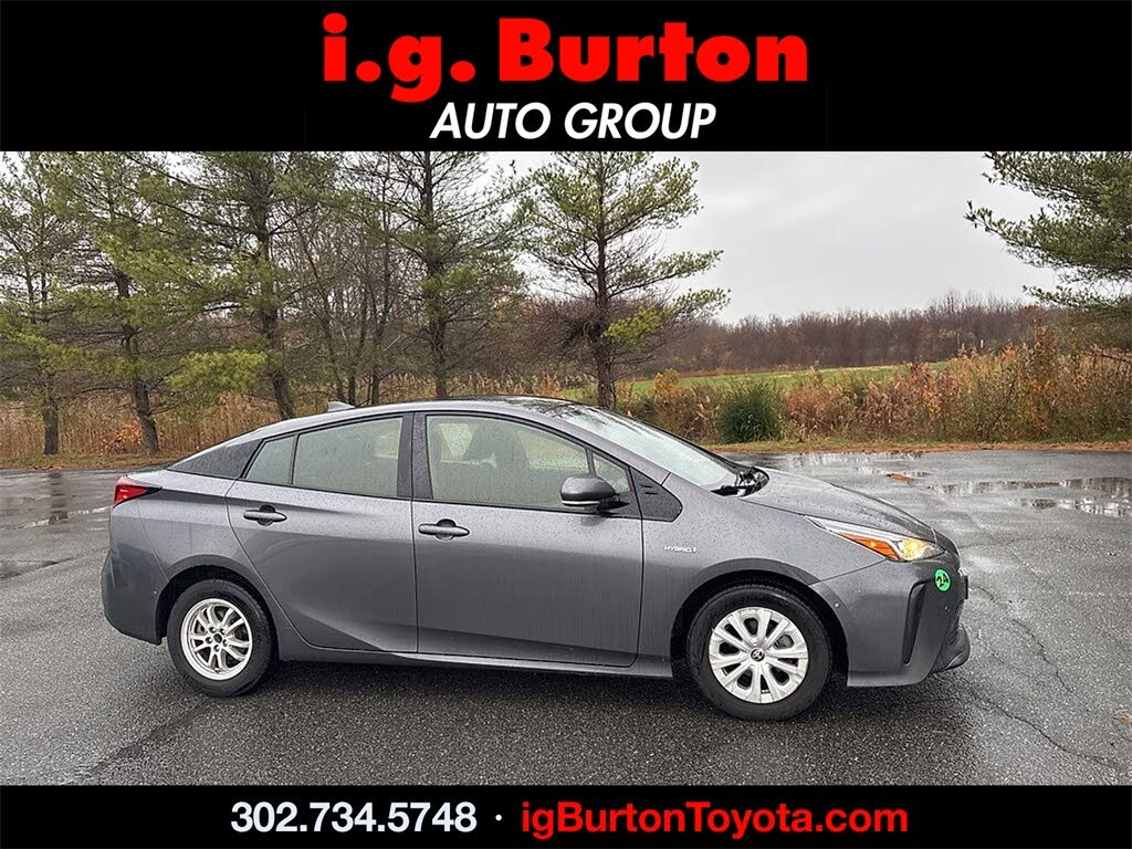 2019 Toyota Prius LE FWD