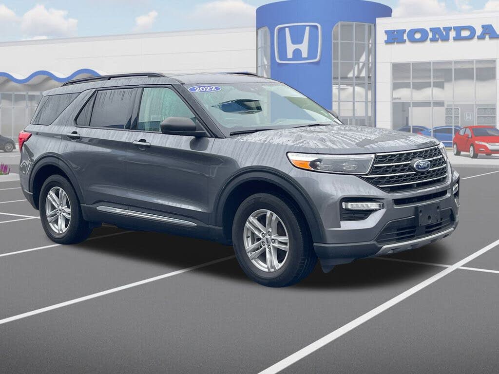 2022 Ford Explorer XLT AWD