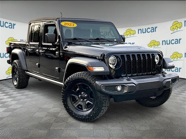 2023 Jeep Gladiator Sport Crew Cab 4WD