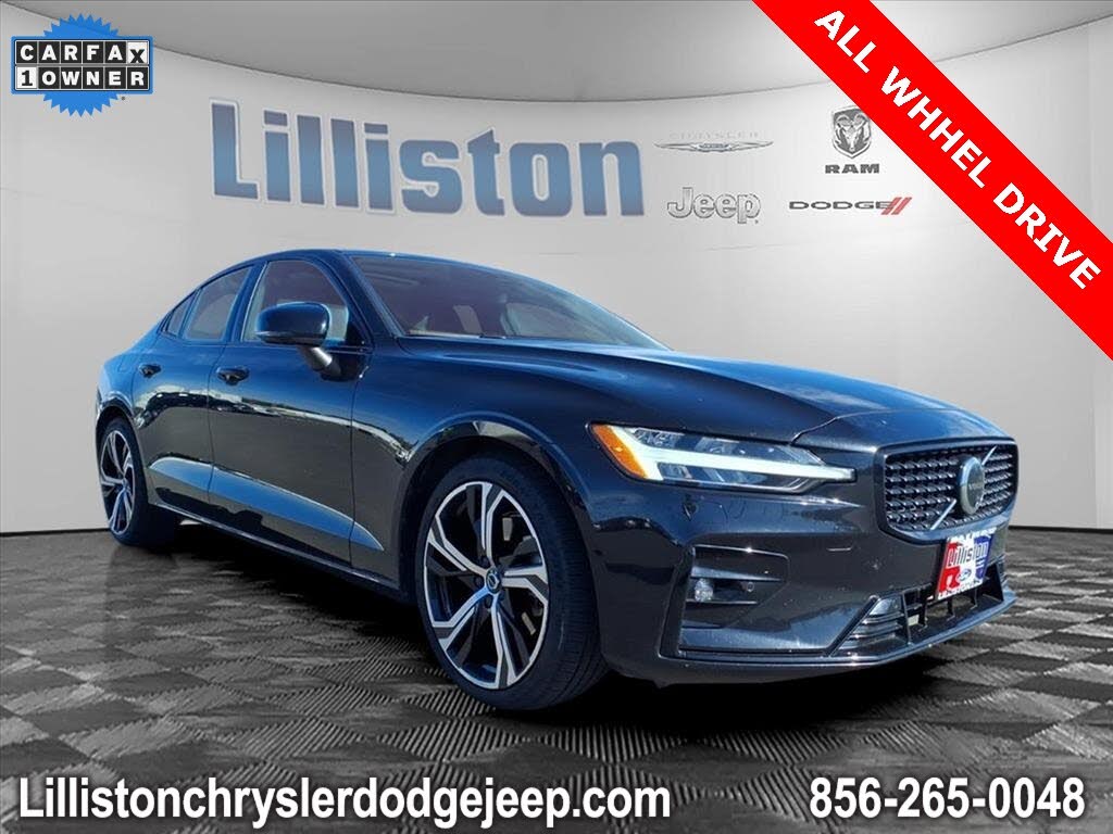 2024 Volvo S60 B5 Plus Dark Theme AWD