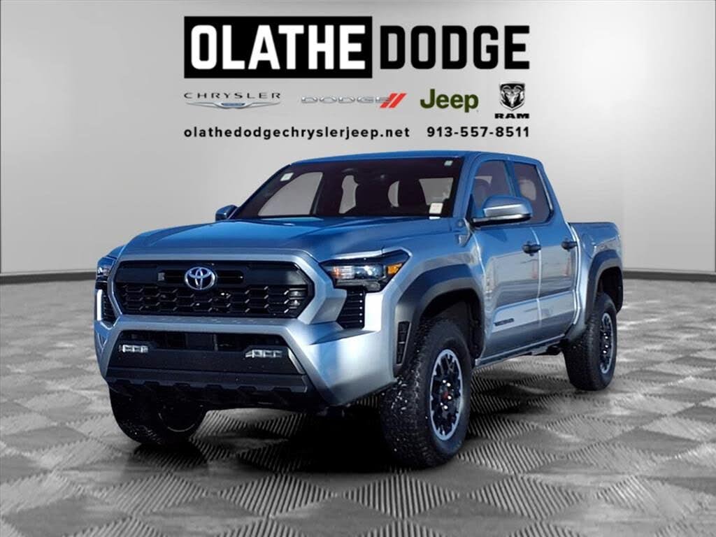 2025 Toyota Tacoma SR5 Double Cab 4WD