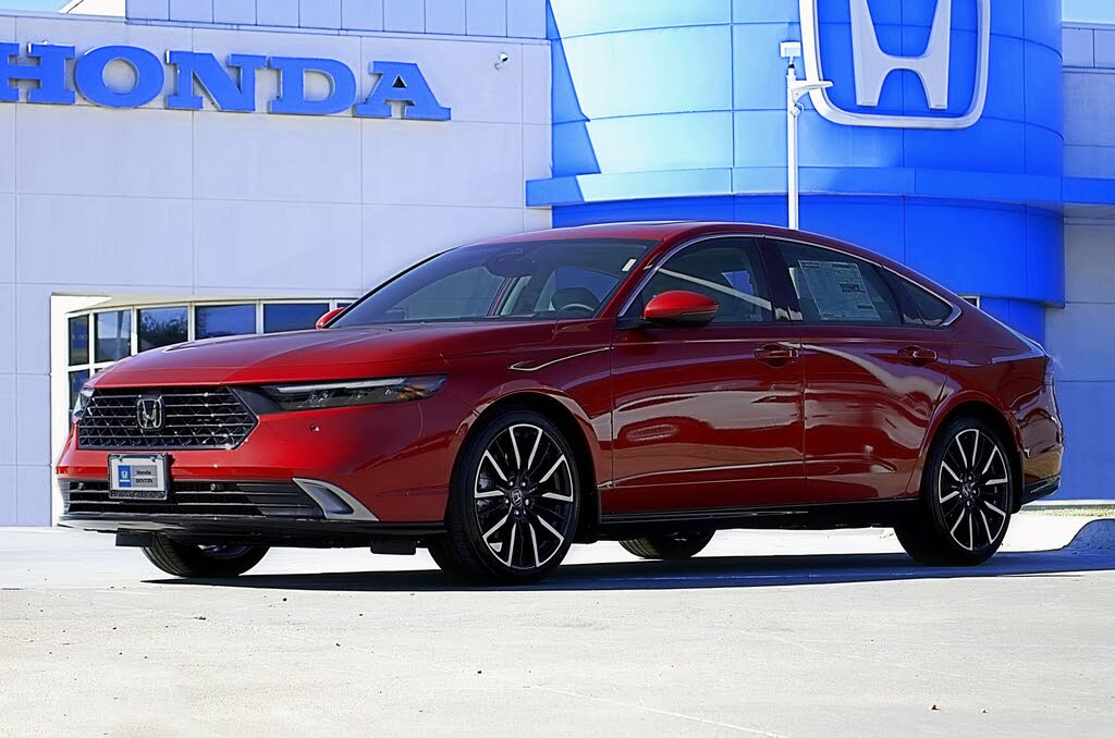 2025 Honda Accord Hybrid Touring FWD