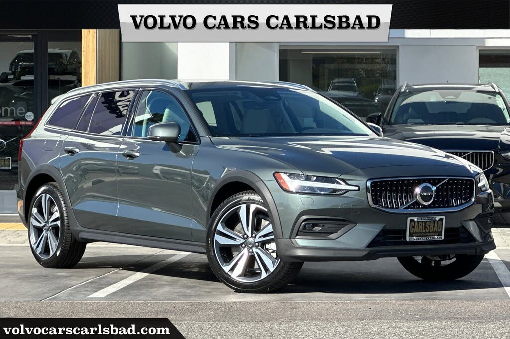 2026 Volvo V60 Cross Country B5 Plus AWD