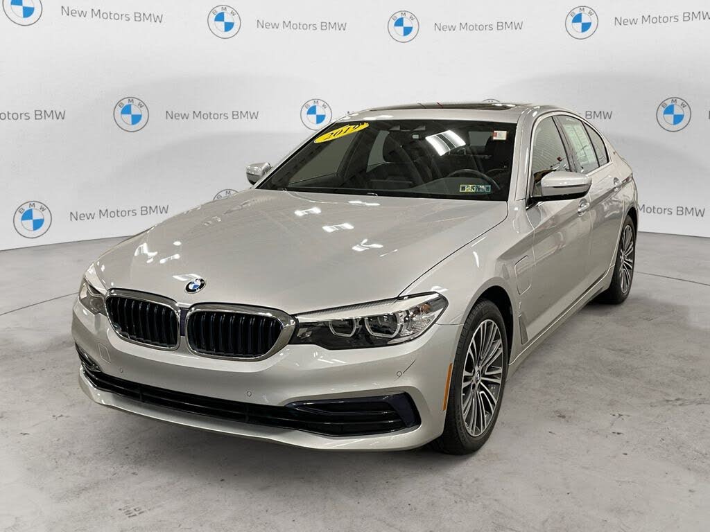 2019 BMW 5 Series 530e xDrive iPerformance Sedan AWD