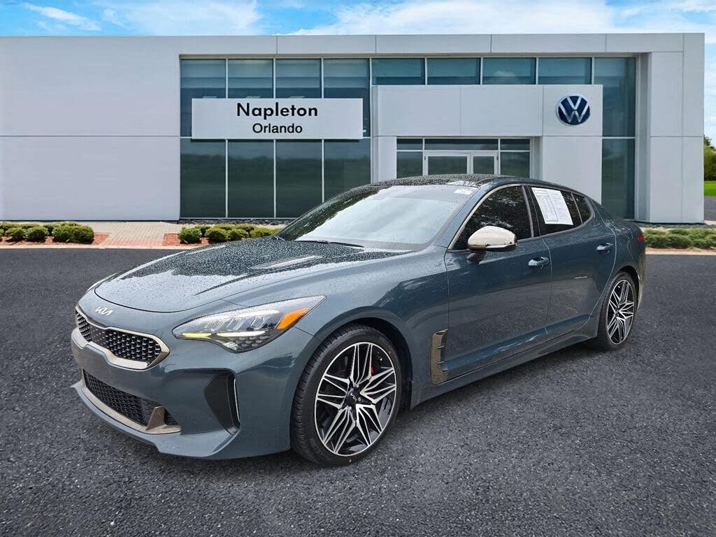 2022 Kia Stinger GT1 RWD