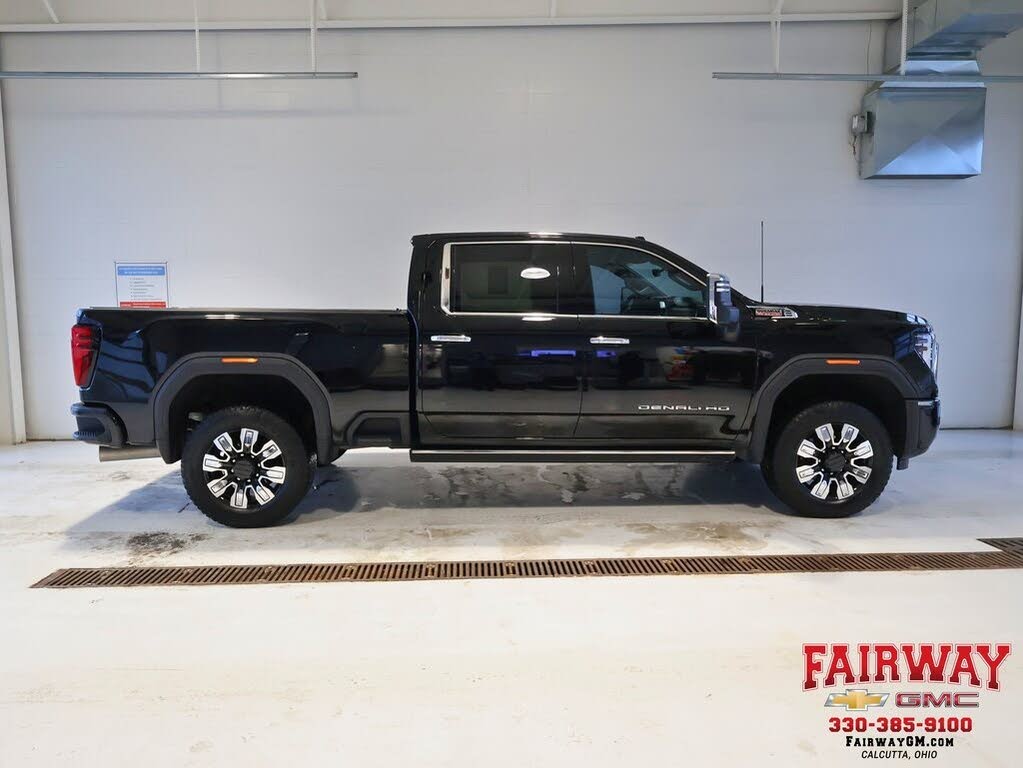2024 GMC Sierra 2500HD Denali Crew Cab 4WD