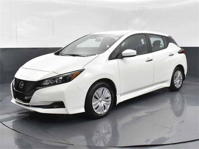 2024 Nissan LEAF S FWD
