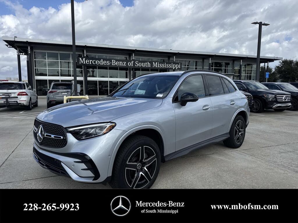 2025 Mercedes-Benz GLC 300 RWD