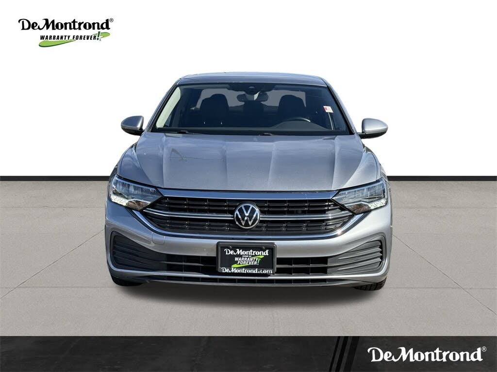 2022 Volkswagen Jetta 1.5T SE FWD