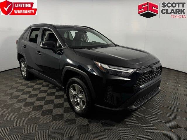 2023 Toyota RAV4 XLE FWD