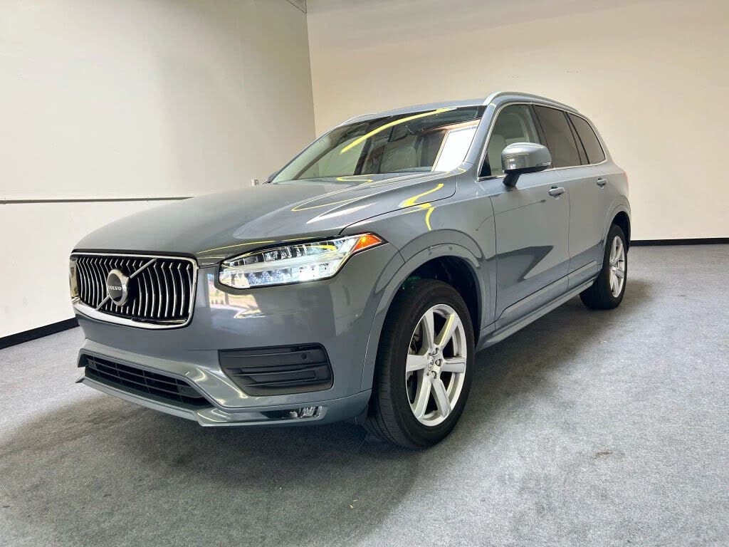 2023 Volvo XC90 B5 Core AWD