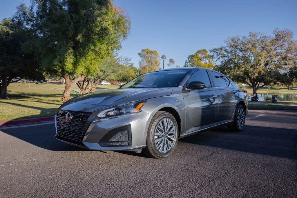 2024 Nissan Altima 2.5 SV AWD