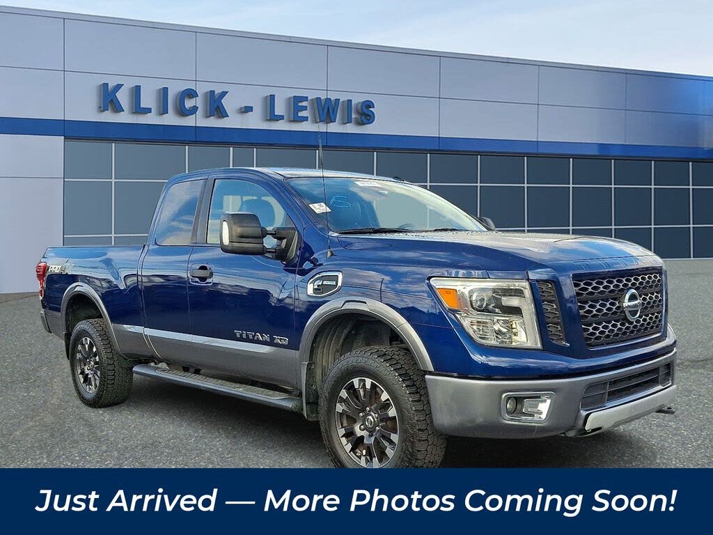 2017 Nissan Titan XD PRO-4X King Cab 4WD