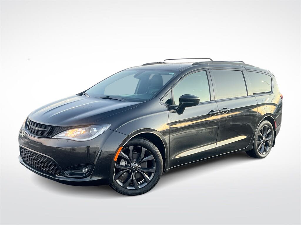 2018 Chrysler Pacifica Touring L Plus FWD