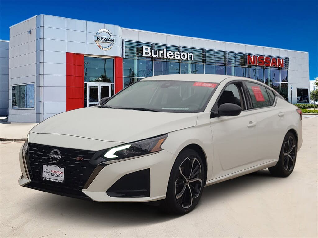 2024 Nissan Altima 2.5 SR FWD