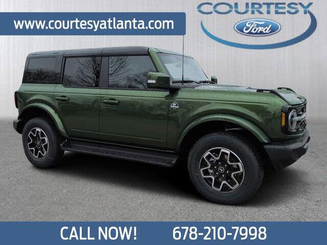 2025 Ford Bronco Outer Banks 4-Door 4WD