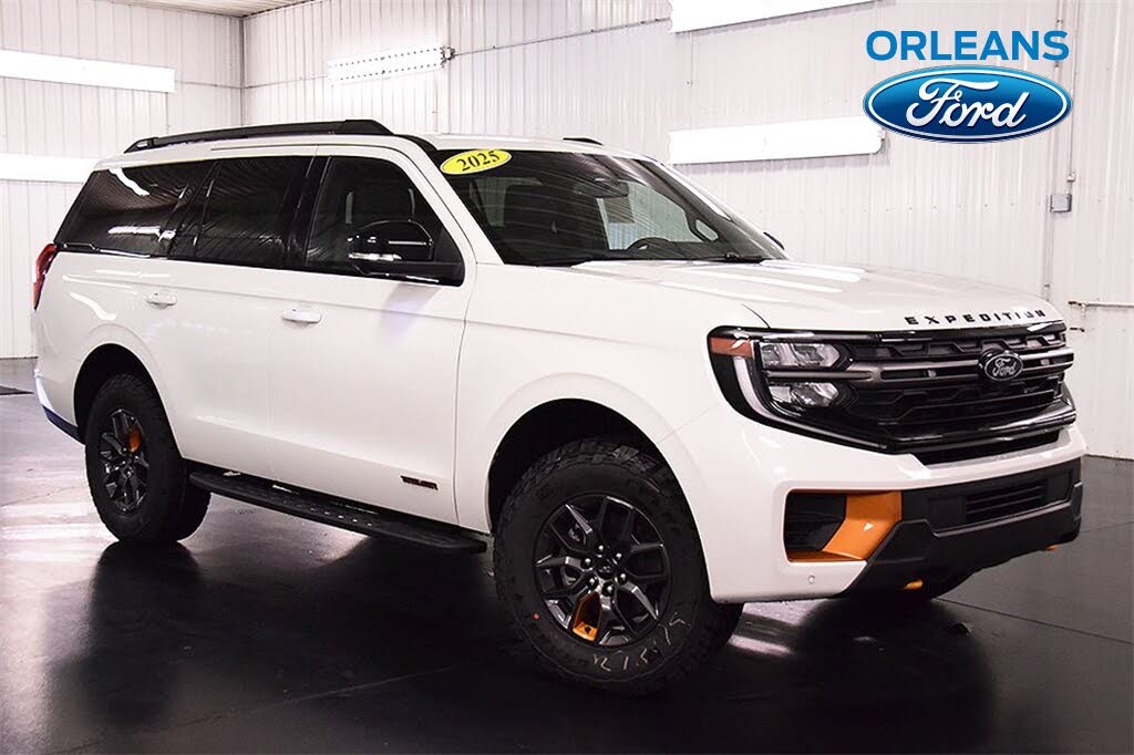 2025 Ford Expedition Tremor 4WD