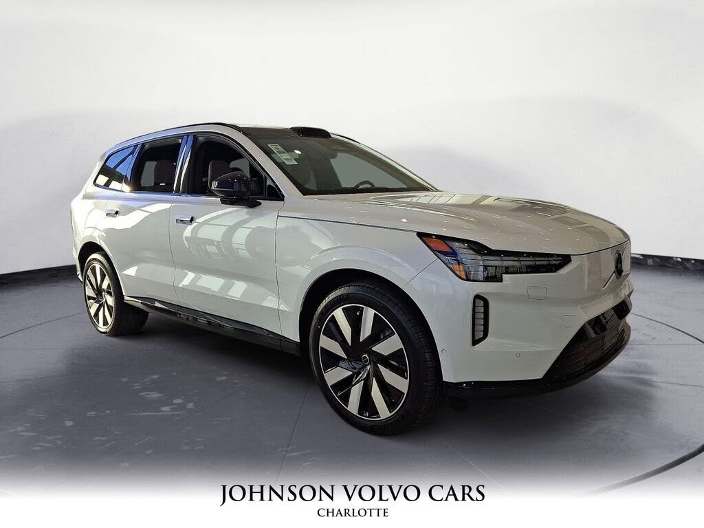 2025 Volvo EX90 Twin Plus 6-Passenger eAWD