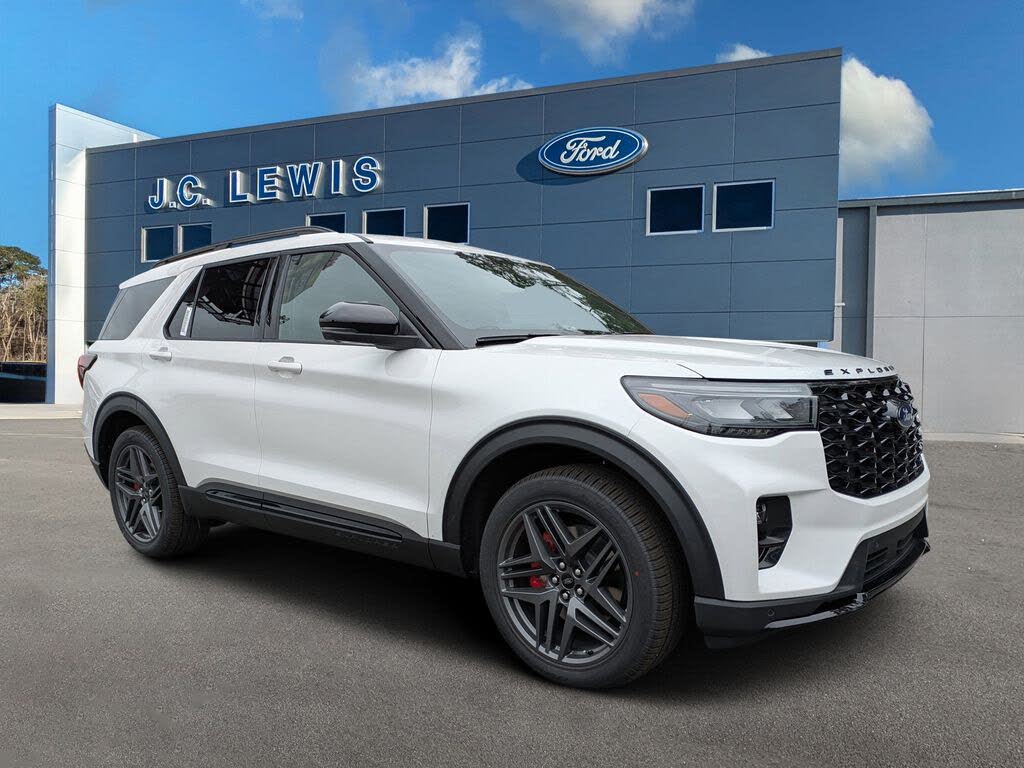 2026 Ford Explorer ST RWD