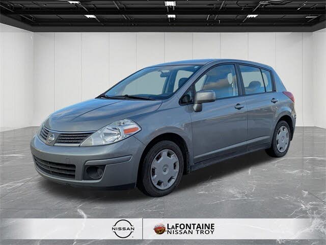 2008 Nissan Versa S Hatchback