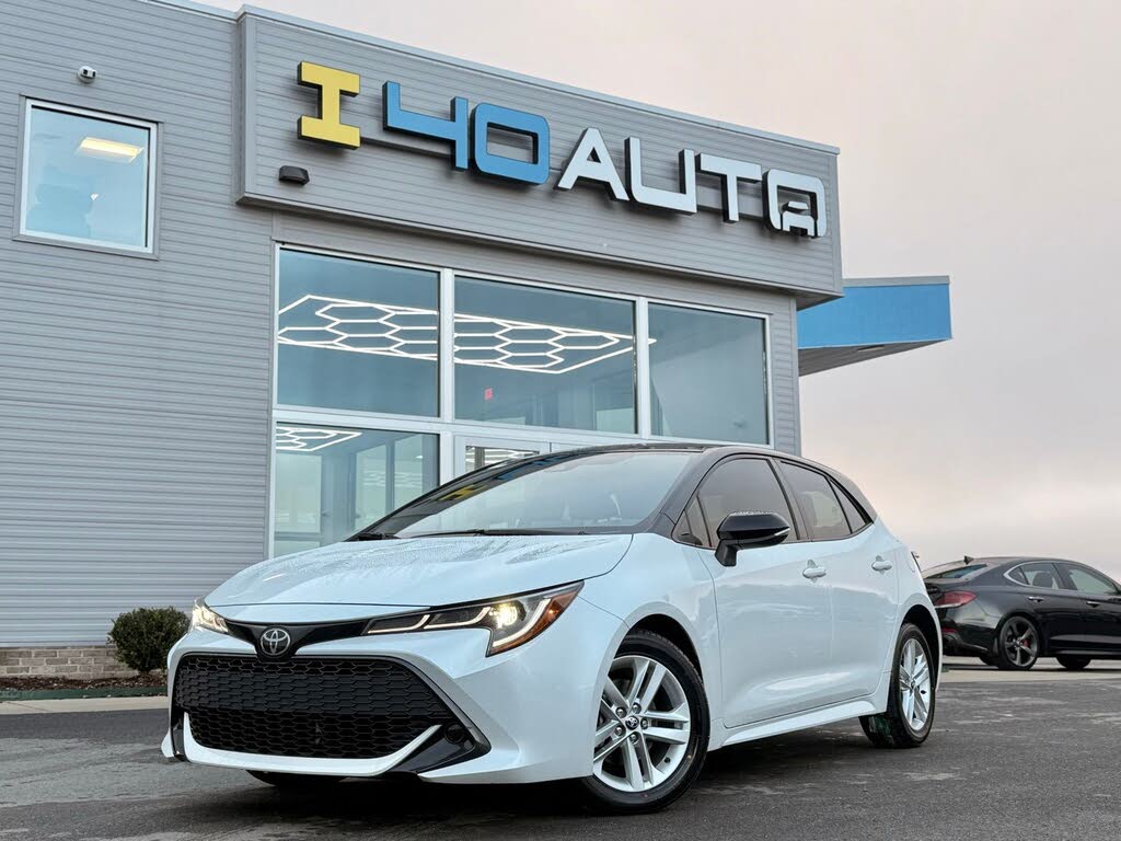 2022 Toyota Corolla Hatchback SE FWD