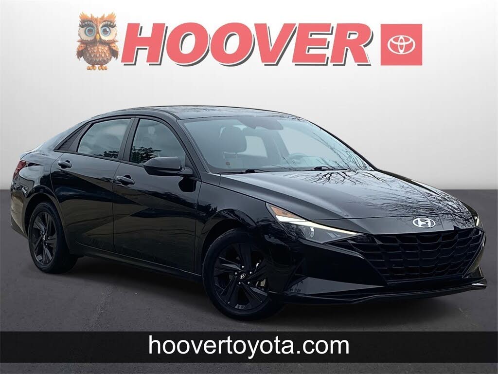 2023 Hyundai Elantra SEL FWD
