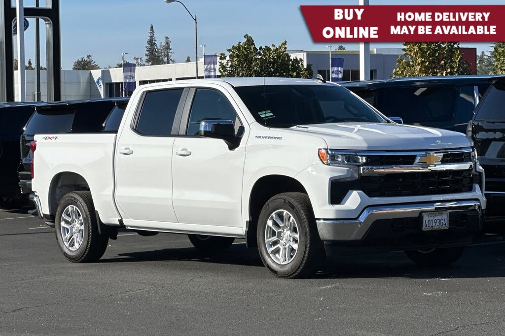 2025 Chevrolet Silverado 1500 LT Crew Cab 4WD