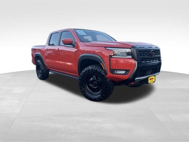 2025 Nissan Frontier PRO-4X Crew Cab 4WD